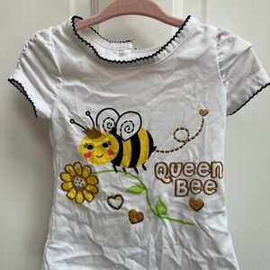 Young Hearts 24M White, Yellow, Black and Green Queen Bee Short Sleeve Tshirt